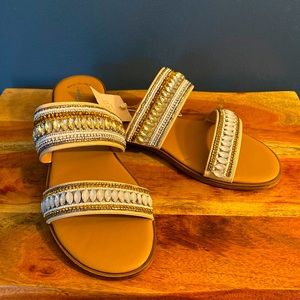 Andrea e Michele Rhinestone/beaded sandals